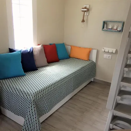 H&v Beachfront House In Trani Ammouda, Holiday home Ormos Panagias