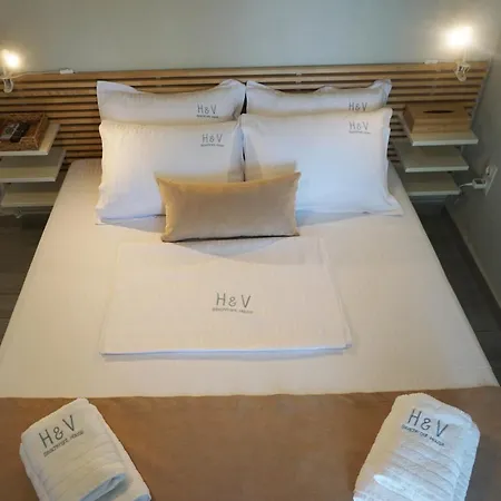 Holiday home H&v Beachfront House In Trani Ammouda,