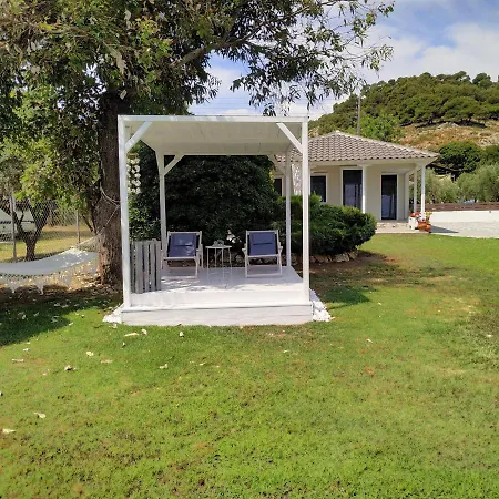 Holiday home H&v Beachfront House In Trani Ammouda, Ormos Panagias